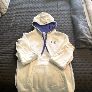 Under Armour Women’s Sweatshirt